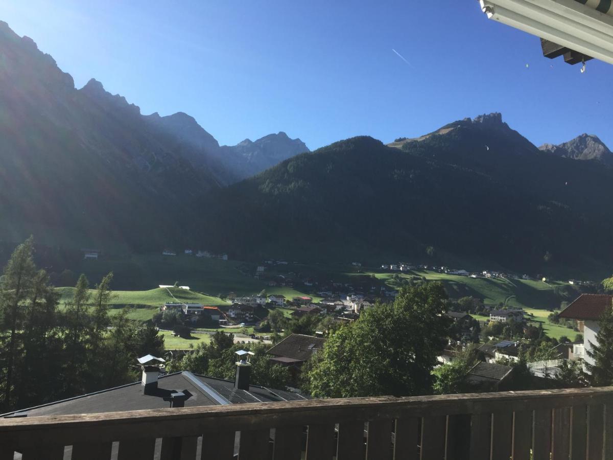 Haus Adlerhorst Apartment Neustift im Stubaital Exterior photo